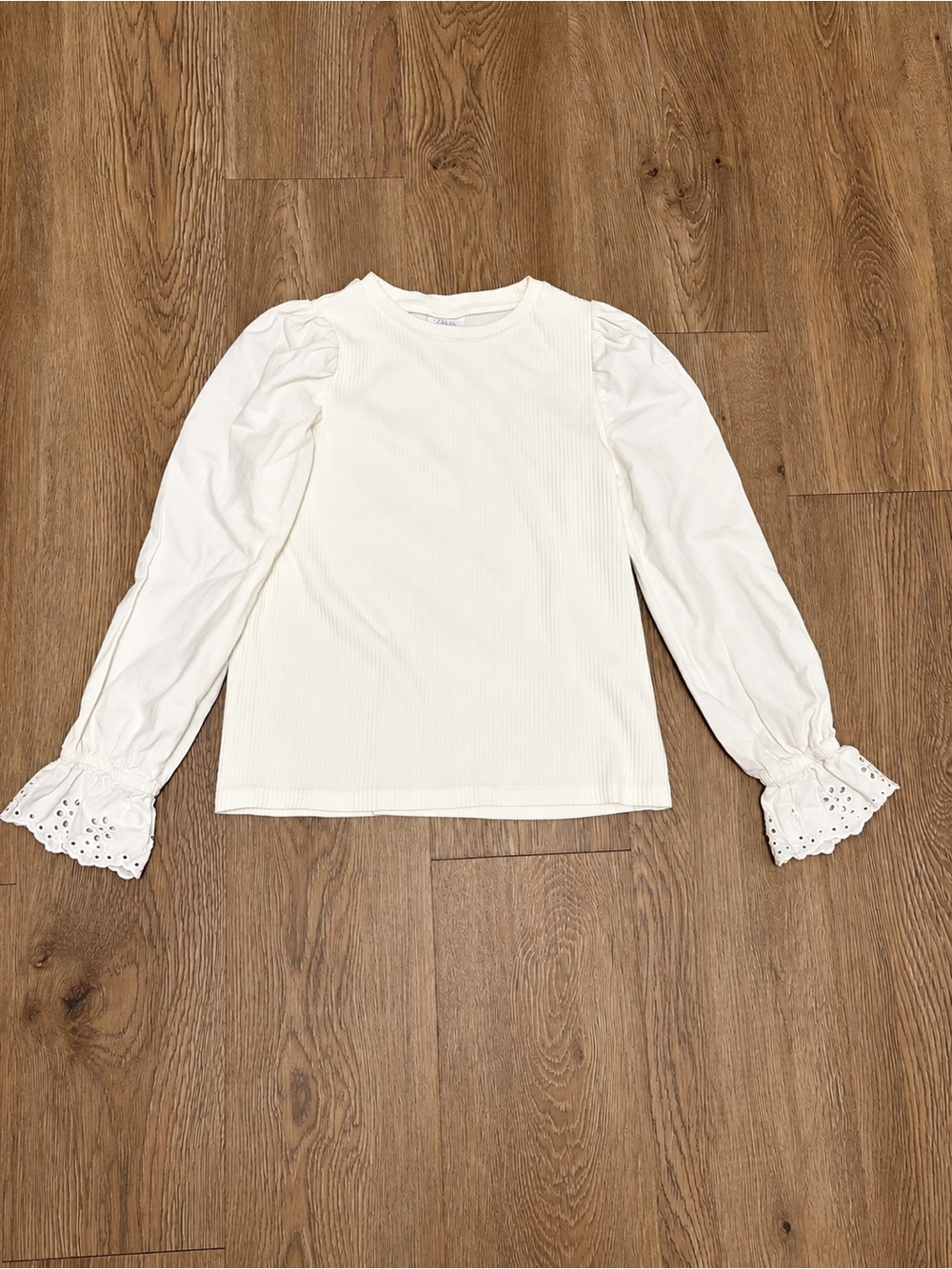 Zara White Ribbed Long-Sleeve Top with Eyelet Cuffs